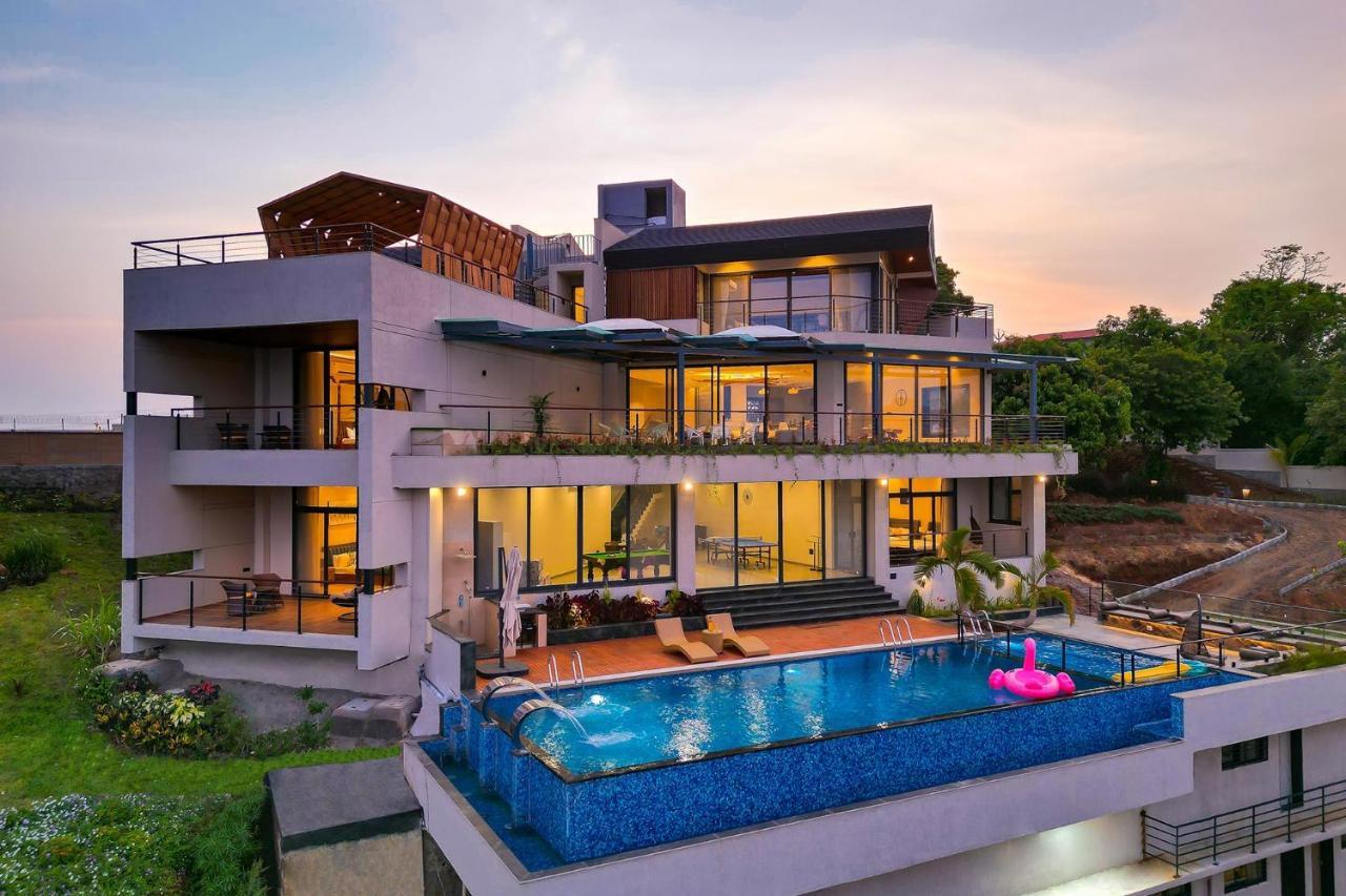 Pearl Lakeview Mansion By Stayvista - Lakeside Villa With Infinity Pool, Jacuzzi, In-House Theatre & Games Room Igatpuri Exterior foto
